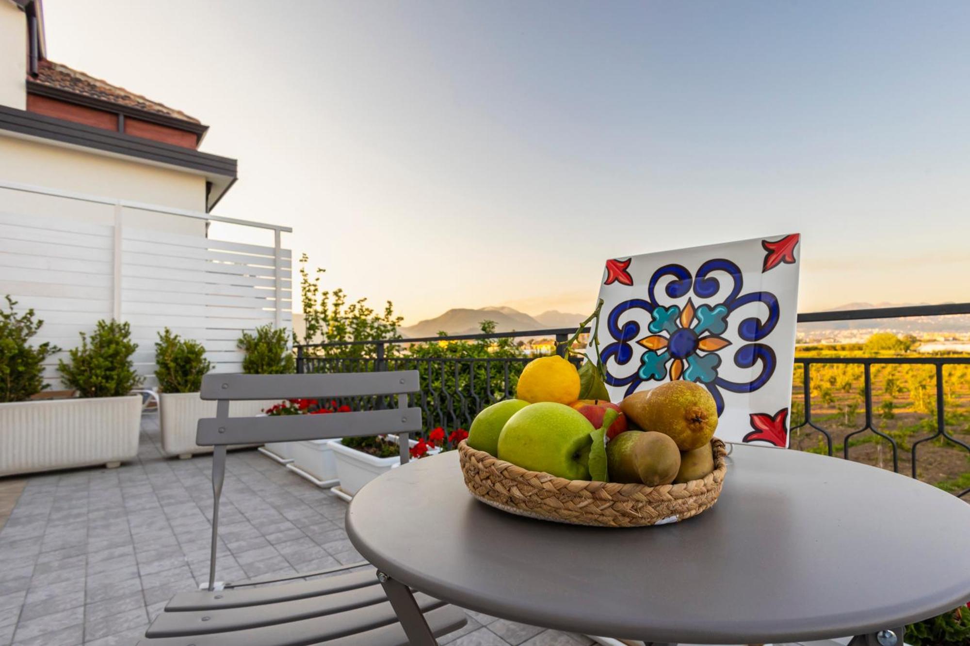 Cientopera Suite Rooms Понтеканьяно Экстерьер фото