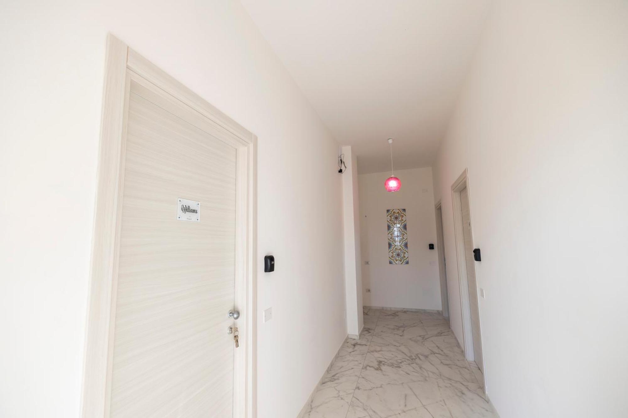 Cientopera Suite Rooms Понтеканьяно Экстерьер фото