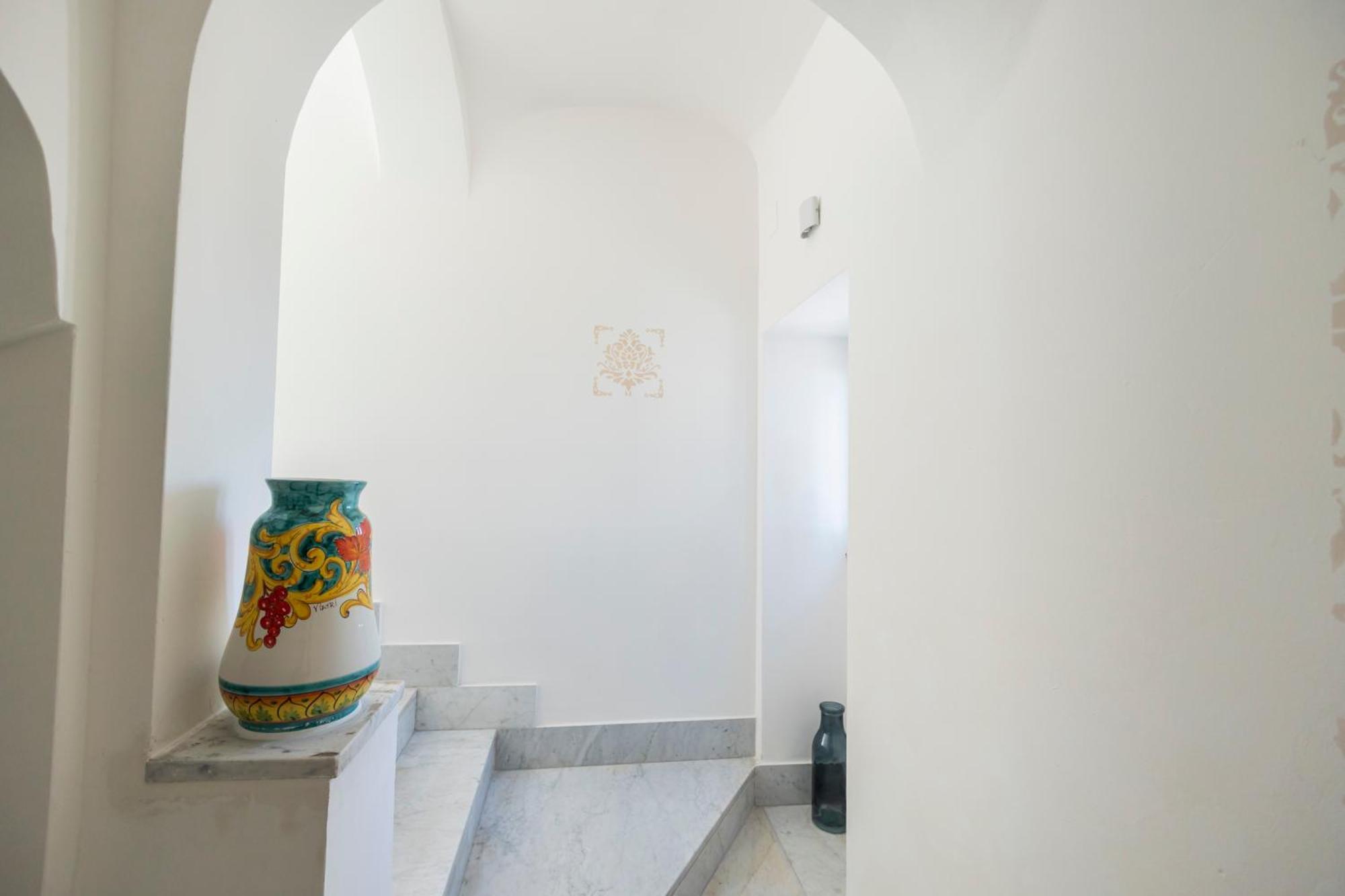 Cientopera Suite Rooms Понтеканьяно Экстерьер фото