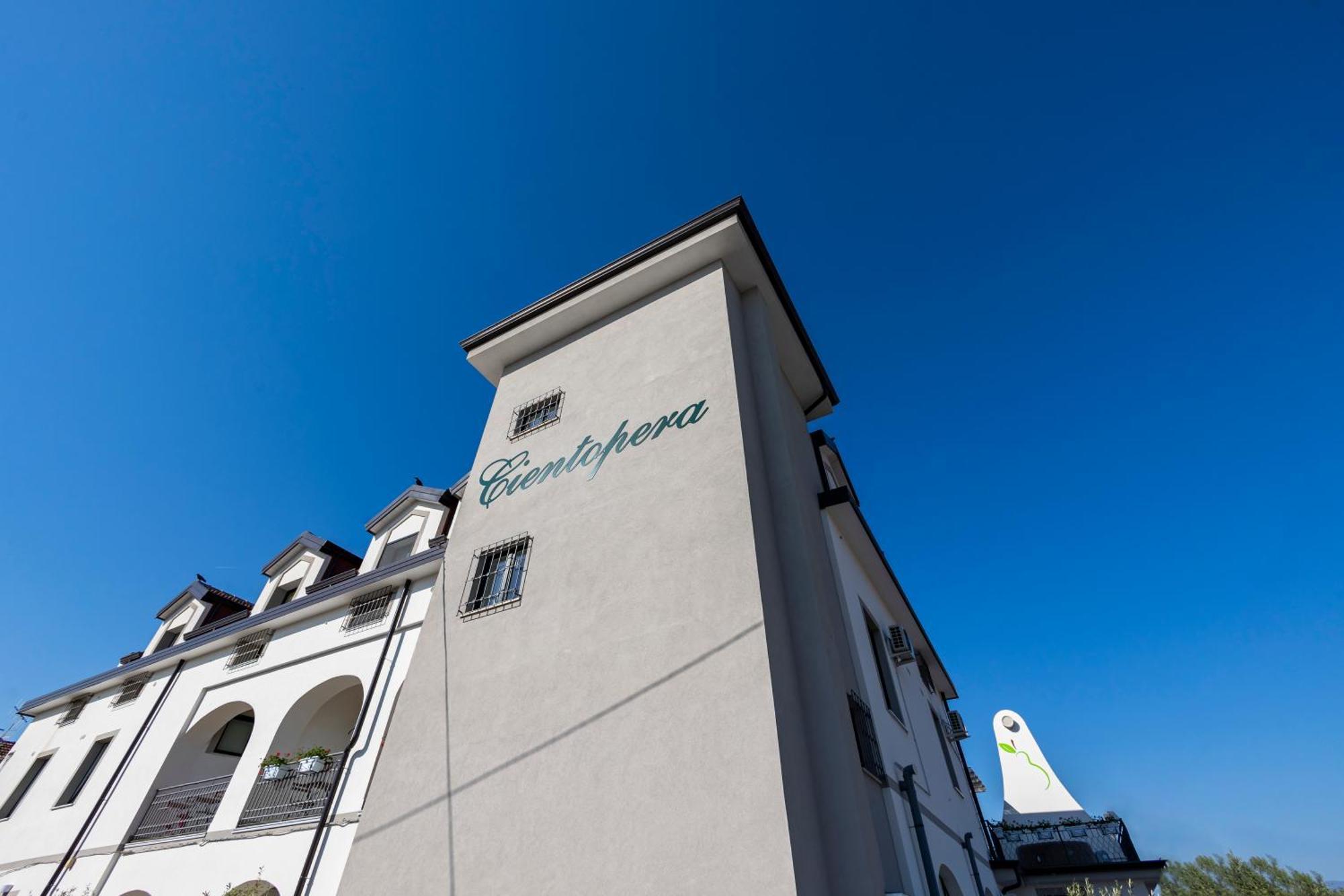 Cientopera Suite Rooms Понтеканьяно Экстерьер фото